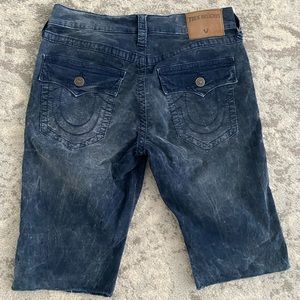 Mens true religion shorts size 31